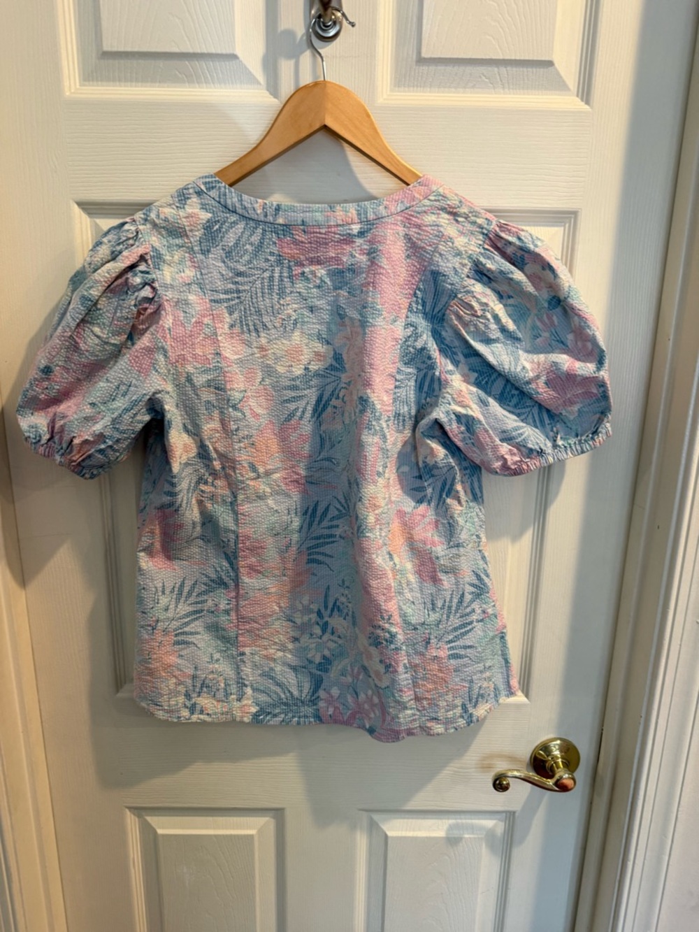 Tommy Bahama Floral Mix Short-Sleeve Top in Light Blue & Pastel Pink - Picture 6 of 7